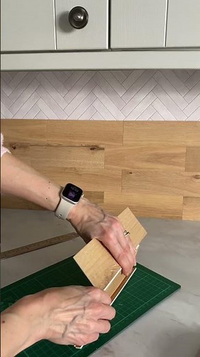 Wooden panel kitchen splashback makeover