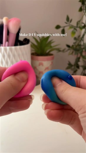 MAKING DIY SQUISHIES!!!! 🩷💙🧡 #lovee #squishies #fyp #viral #subscribe #preppy