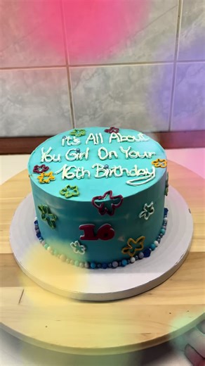 It’s all about you girl on your 16th birthday✨🌈🪸 #csokitorta #csoki #torta #cake #birthdaycake #chocolatecake #chocolate #cake #itsallaboutyougirl #baking #bakingismytherapy #metime