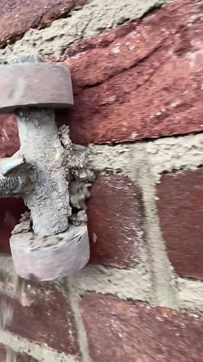 62M views · 423K reactions | How To Lay Bricks tricks For Beginners Using a line隣 | Bricklayer | Facebook