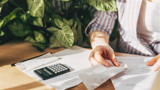 Energy bill discounts explained as 250,000 to receive one-off £150 reduction