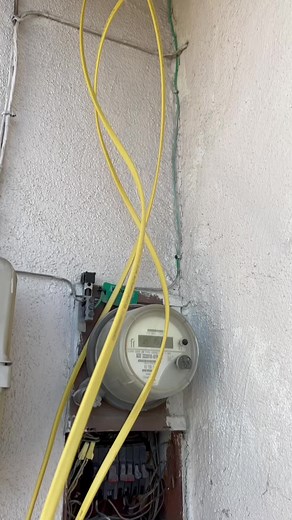 Cómo instalar un subpanel eléctrico de manera segura