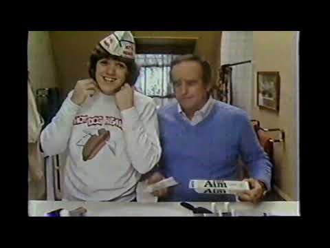 1981 AIM Toothpaste Commercial – "Dog Eat Dog" and Minty Fresh Comebacks!