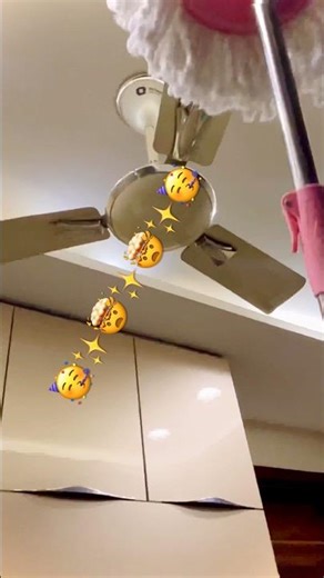 A simple, fast, and effective way to clean baseboards and walls! 🤯🤪🥳 #housecleaningtipsandtricks