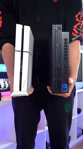 PS2 fat vs ps4 white