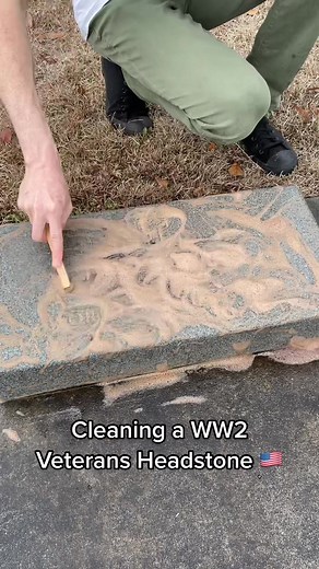Cleaning a WW2 Veterans Headstone #headstone #cleaning #history #WW2 #veteran #usa