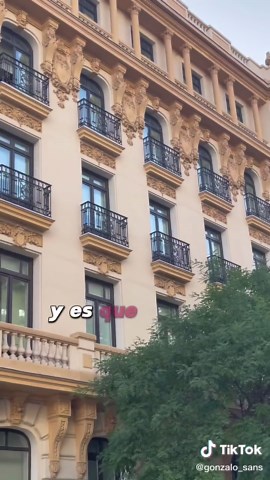 Descubre Alonso Martínez: El barrio más encantador de Madrid