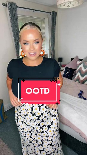 Spring Outfit Inspo from New Look | Midi Skirt & Baby Lock Tee