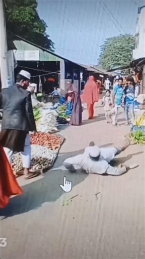 Prank in Vegetable Market 😁 #shortsfeed #viral #trending #dance #funnykids