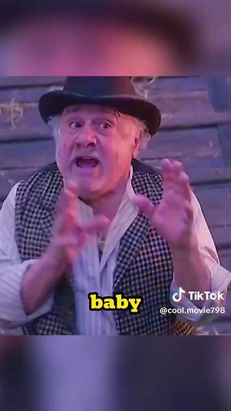 This flying elephant kept challenging itself order to be reunited with its mother.#movie