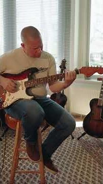 1970 Fender Stratocaster, and it's a hardtail! 😍