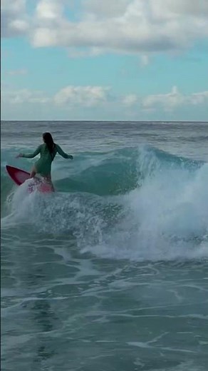 Sabre Norris 🥷 Surfing Bondi Beach, Sydney, Australia