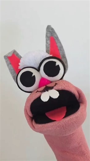 Shemark Crafts | DIY Rabbit Sock Puppet 🐰 #sockpuppet #howtomake #shemarkcrafts | Instagram