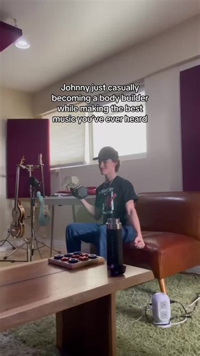 He’s getting bigggg🏋️ #johnnyorlando #fyp #newmusic | johnny orlando