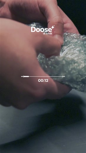 Bubble wrap texture ASMR ✨ Relaxing sounds 👂 Follow for daily relaxing videos 💤 #asmr #relaxingvideos #satisfyingvideos #asmrsounds #tingles