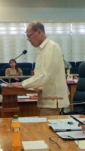 CBNews | 𝗚𝗼𝘃𝗲𝗿𝗻𝗼𝗿 𝗔𝘇𝗮𝗻𝘇𝗮 𝗖𝗶𝘁𝗲𝗱 𝗳𝗼𝗿 𝗗𝗲𝗳𝗶𝗮𝗻𝗰𝗲 𝗼𝗳 𝗟𝗮𝘄 𝗢𝘃𝗲𝗿 𝗨𝗻𝗶𝗺𝗽𝗹𝗲𝗺𝗲𝗻𝘁𝗲𝗱 𝗤𝗥𝗙 𝗙𝘂𝗻𝗱 The Sangguniang Panlalawigan (SP) of Catanduanes has cited Governor Patrick Alain Azanza for defiance of law after he refused to implement a Quick Response Fund (QRF) cash assistance ordinance meant for calamity-hit residents. Authored by PBM Arnel B. Turado which was unanimously approved on the 1st Regular Session at the SP Session Hall held on January 5, 202