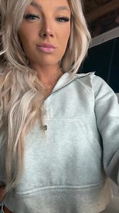 That little lip bite 😇😜 | Ellie Rae Puckett