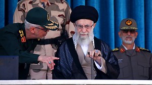 Jamenei culpa a Estados Unidos e Israel de las protestas