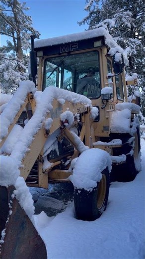 Cold Start Massey Ferguson Backhoe #masseyferguson #diesel #coldstart