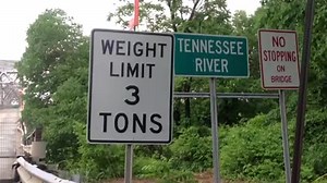 Closed bridge to be demolished Old ‘Ledbetter Bridge’ formerly carried U.S. 60 over Tennessee River FRANKFORT, Ky. (May 15, 2014) – The Kentucky Transportation Cabinet (KYTC) has arranged for emergency demolition of the old U.S. 60 bridge over the Tennessee River between McCracken and Livingston counties. The Old Ledbetter Bridge, closed to traffic since July 2013, has become unstable because of land slippage along the McCracken County river bank following heavy rains on April 29. A joint ventur