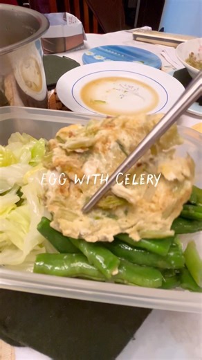 Realistic Asian lunch box🍣🍱