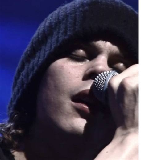 Maxidrom Concert Highlights - HIM in Moscow 2003