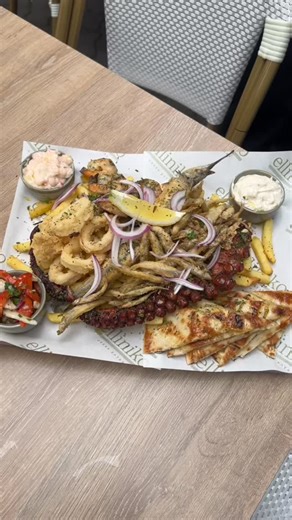 WIN A SEAFOOD PLATTER FOR TWO! 🦐 Our Dodecanese Platter is loaded with everything you’ve ever dreamed of - prawn skewers, calamari, whitebait, garfish and grilled octopus, served with golden chips, our village salad and two housemade dips with pita. Think that’s a mouthful? Well, it could be all yours! 🍋 Here’s how to enter: 1. Follow @elliniko_eatery 2. Share this post to your story 3. Tag a friend you’d want to share our Dodecanese Platter with 1 comment = 1 entry Winner announced on Sunday 