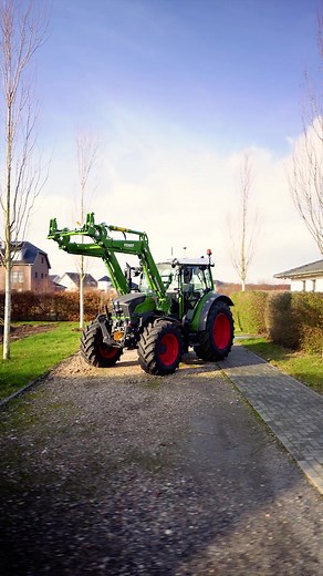 Fendt 211: Innovations in Modern Agriculture