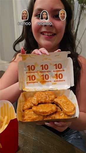 How youtubers eat nuggets