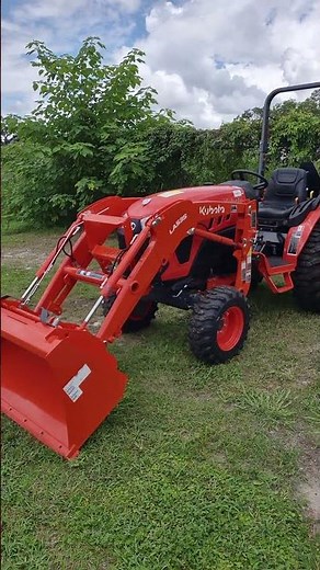 Meet the Kubota LX2620