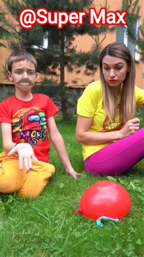 Max BURST the Water Balloon 💦😂 #funny #shorts #waterballoon #funny #challenge