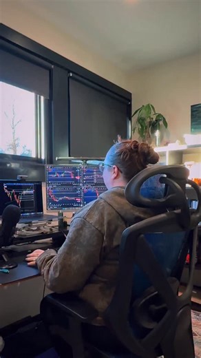 I get a lot of questions about prop firms, so here’s the simple version. A prop firm allows you to trade futures using their capital after passing an evaluation. You pay a monthly subscription, follow specific rules, and work toward funded accounts and payouts. You’re not risking large amounts of your own money while you’re learning. I use prop firms because they give me structure, rules, and accountability while I build skill and consistency. It lets me take this seriously without putting unnec