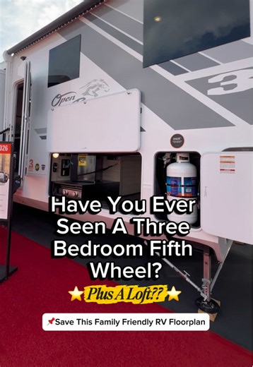 ✨ Brand NEW Open Range 393TBR! ✨ Your dream family adventure just got an upgrade! 🏕️💛 This luxurious 5th wheel is packed with features for comfort, convenience, and FUN. 🌟 Family-Friendly Highlights 🛌 Sleeps up to 9 – perfect for kids & guests 🛏️ Three bedrooms loft – main bedroom, private guest bedroom, and loft space for extra sleeping or storage 🛁 Two full bathrooms – no morning rush 🛋️ Four slide-outs for a spacious open layout 🍳 Gourmet kitchen with waterfall island residential frid