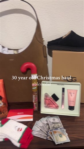 Ahh, Christmas 2025 🎄 #blessed #thankful #gratefulheart #30s | christmas haul