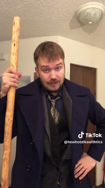 The exceedingly knowledgeable court wizard tests the young soon-to-be-king with an important question to determine his capability of ruling. #lipsyncing #acting #gameofthrones #dnd #wizard