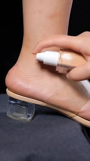 644K views · 1.5K reactions | Matte Perfection Primer is indeed a game-changer! www.bomstore.shop It's amazing how it can blur pores, smooth out texture, and hydrate your skin for 12 whole hours. Plus, it's suitable for all skin types, making it a perfect addition to anyone's makeup routine. | Bio Shop Globe | Facebook