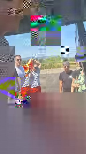 Ecco il primo volo in elicottero sopra la Cascata delle Marmore!!E' in pieno svolgimento all'Aviosuperfice di Terni ✨ *UMBRIA AIR SHOW 2024 & NIGHT GLOW: LA NOTTE DELLE MONGOLFIERE* ✨La “Night Glow” sarà il tentativo di battere il record italiano del maggior numero di mongolfiere gonfiate insieme in un unico luogo sul territorio italiano. Ecco il programma della serata del 28 Luglio a Terni ✨ *UMBRIA AIR SHOW & NIGHT GLOW: LA NOTTE DELLE MONGOLFIERE* ✨ *📅 Domenica 28* *🕣 8:30 - 18:30* 🌟 *PROG