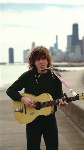 Jesse dedicates Turtles to little fan on Lake Michigan