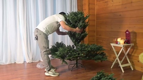 The Net Return Home/Pro Series Golf Net, Multi-Sport, 7x7 ft – 8x7.5 ft, Auto Ball Return, Portable for Indoor/Outdoor