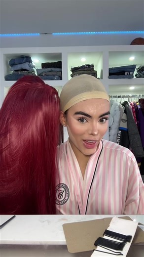 Video de MAV (@priv_mav) relacionado con “mav cabello rubio”