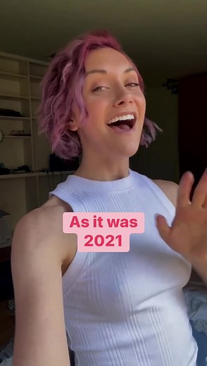 And that’s on (hair) growth 💇🏻‍♀️ Alt. text: A montage of clips of Alyson from 2022 with dark brown hair, 2021 with shorter purple hair, 2020 with very short blonde hair and a clip from 2019 of her cutting her long brown hair. | Alyson Stoner