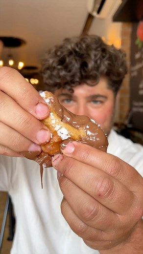 220K views · 2.1K reactions | The ZEPPOLE in the making from Knapp Street Pizza in Sheepshead Bay, Brooklyn NYC! 襤 Yes, please.  #DEVOURPOWER | DevourPower | Facebook