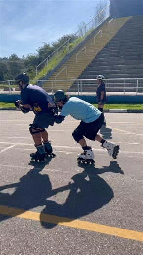Slow-Motion Speed Skating Drill for Beginner Inline Skaters Training the Push, Glide & Regroup