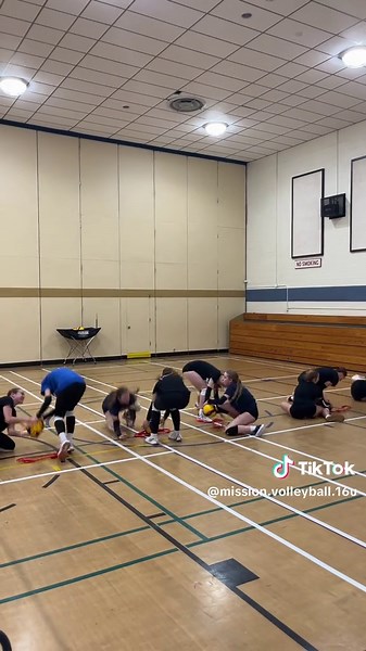Head and Shoulders: Warm-Up Games for Volleyball
