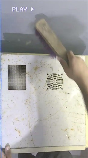 The 90s are calling... 📞