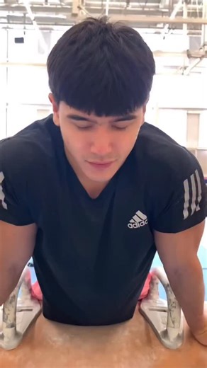 УПОРСТВО, СТОЙКОСТЬ, ТЕРПЕНИЕ! on Instagram: "@yakubov_03 My favorite homometric shape is the angle. My favorite number is 3. #ptzkgt #спортивнаягимнастика #russiangymnastics #stillrings #highbar"