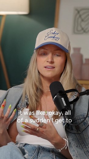 1K views · 13 reactions | Elizabeth Pearson shares her powerful addiction recovery story, detailing her struggles with alcohol, OCD, sexual trauma, and deep depression. From secretive drinking, an abusive relationship, and a near-suicide, she found healing through 12-step recovery, community, and running marathons. A story of transformation, faith, and finding purpose in sobriety. | Recovery.com | Facebook