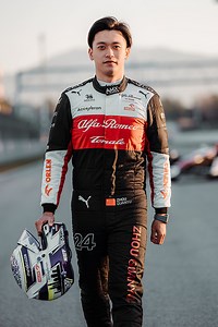 Zhou Guanyu: Accident| Silverstone| Crash| Wreck - sportsjone