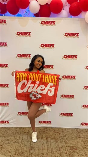 Laii🌸 on Instagram: "My First cheer Workshop 💕 @chiefscheer #cheer #fun #dance #kcchiefs"