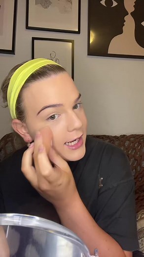 Replying to @Natasha is she a beauty guru now ???? #fypシ #makeupforbeginners #makeuptutorial #thedolls #trans
